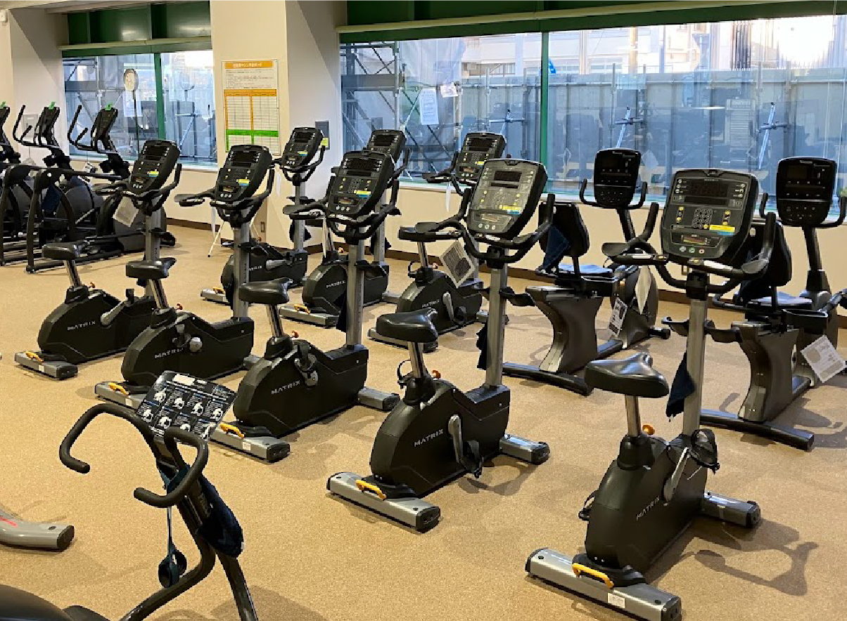豊川市総合体育館 トレーニングマシン①